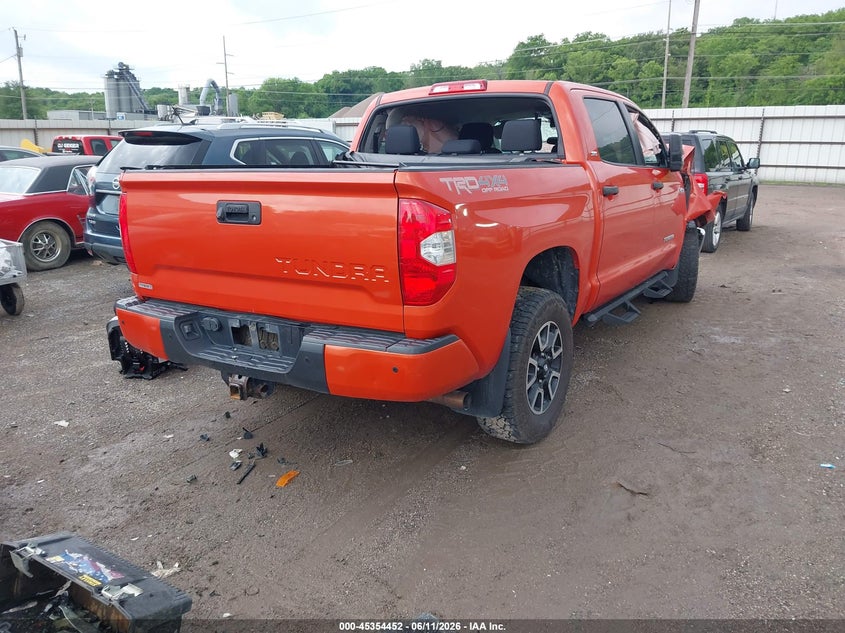 2018 Toyota Tundra VIN 5TFDY5F11JX732959 IAAI salvage auction — FRONT & REAR, Salvage (Iowa), sold $5,100 on 2026-07-29 (photo 4)