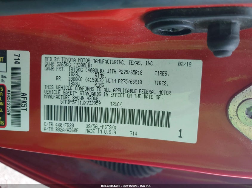 2018 Toyota Tundra VIN 5TFDY5F11JX732959 IAAI salvage auction — FRONT & REAR, Salvage (Iowa), sold $5,100 on 2026-07-29 (photo 9)
