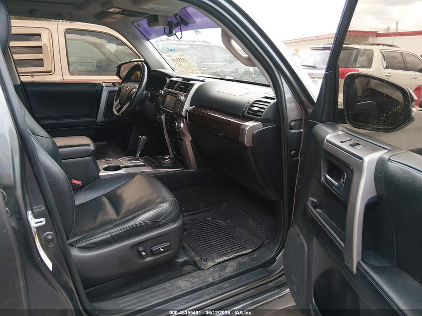 2017 Toyota 4runner VIN JTEBU5JR9H5409700 IAAI salvage auction — NORMAL WEAR, Original (Texas), sold $10,950 on 2026-07-13 (photo 5)