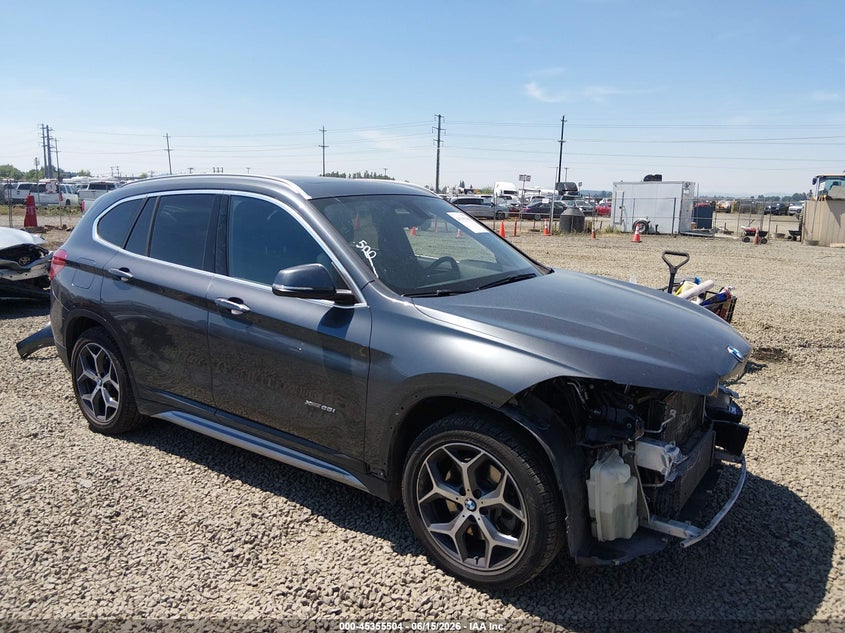 2017 BMW X1 VIN WBXHT3C33H5F73125 IAAI salvage auction — FRONT END, Salvage (Oregon), sold $2,900 on 2026-07-29 (photo 1)