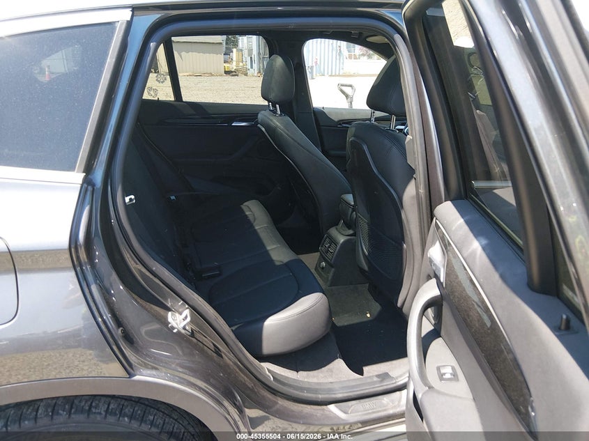 2017 BMW X1 VIN WBXHT3C33H5F73125 IAAI salvage auction — FRONT END, Salvage (Oregon), sold $2,900 on 2026-07-29 (photo 8)