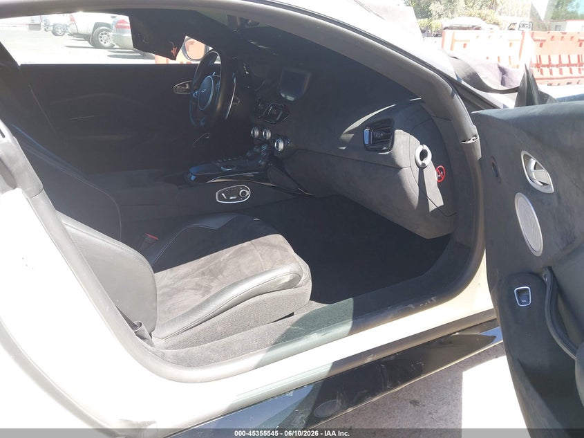 2020 Aston martin Vantage VIN SCFSMGAW4LGN03200 IAAI salvage auction — LEFT SIDE, Salvage Title, sold $45,950 on 2026-10-14 (photo 5)