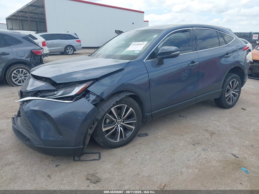 2023 Toyota Venza VIN JTEAAAAH4PJ125837 IAAI salvage auction — FRONT & REAR, Salvage (Texas), sold $6,250 on 2026-07-28 (photo 2)