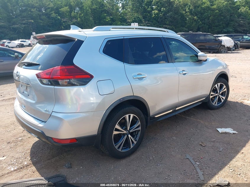 2017 Nissan Rogue VIN JN8AT2MT0HW407860 IAAI salvage auction — FRONT END, Salvage (Alabama), sold $2,125 on 2026-07-08 (photo 4)