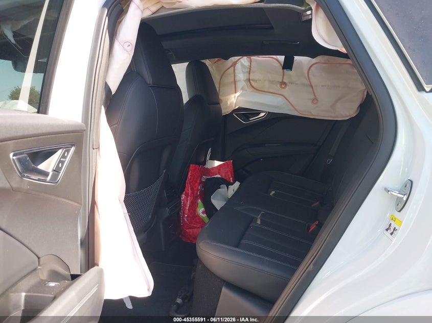 2025 Audi Q4 sportback e-tron VIN WA12UBFZ3SP044030 IAAI salvage auction — FRONT END, Salvage Title, sold $8,050 on 2026-07-31 (photo 8)