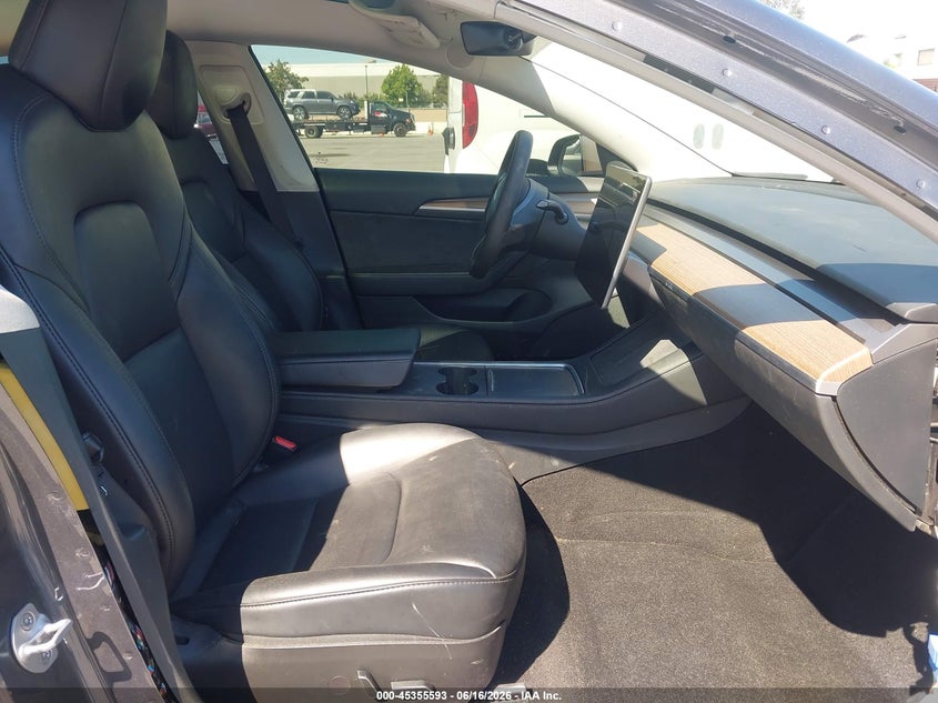 2023 Tesla Model 3 VIN 5YJ3E1EB2PF689064 IAAI salvage auction — SIDE, Salvage (California), sold $7,800 on 2026-07-12 (photo 5)