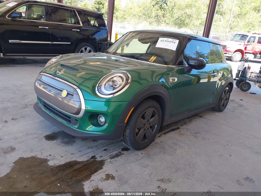 2021 Mini Hard top VIN WMWXP3C01M2N97951 IAAI salvage auction — REAR END, Bill Of Sale (Washington), sold $2,575 on 2026-07-30 (photo 2)
