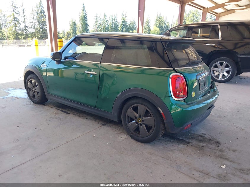 2021 Mini Hard top VIN WMWXP3C01M2N97951 IAAI salvage auction — REAR END, Bill Of Sale (Washington), sold $2,575 on 2026-07-30 (photo 3)