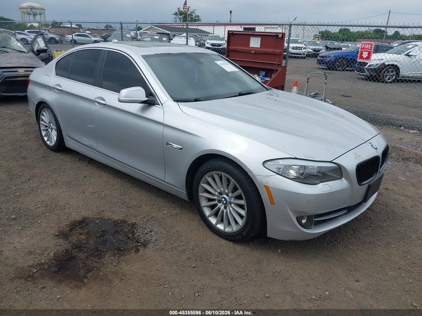 2013 BMW 5 series VIN WBAFU7C53DDU71005 IAAI salvage auction — NORMAL WEAR, Clear (New Jersey), sold $800 on 2026-07-20 (photo 1)