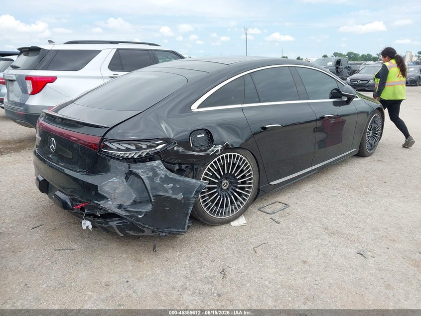 2023 Mercedes-benz Eqs VIN W1KCG2DB1PA025581 IAAI salvage auction — RIGHT REAR, Salvage Title, sold $19,800 on 2026-08-31 (photo 4)