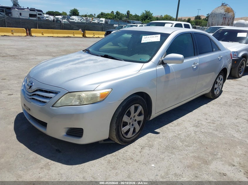 2010 Toyota Camry VIN JTNBF3EK5A3004480 IAAI salvage auction — NORMAL WEAR, Clear - Dealer Only (California), sold $1,300 on 2026-07-16 (photo 2)