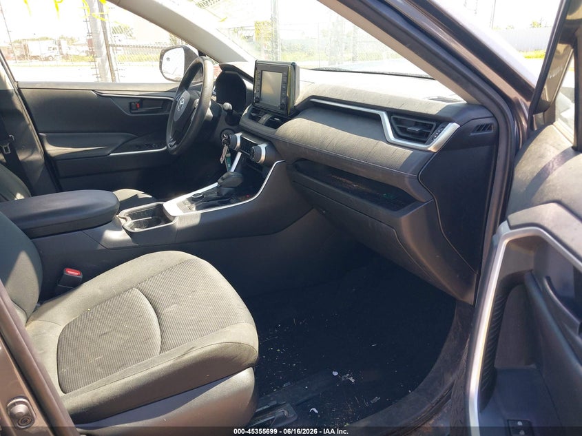 2019 Toyota Rav 4 VIN JTMMWRFV2KD034766 IAAI salvage auction — LEFT FRONT, Clear (Michigan), sold $7,900 on 2026-07-30 (photo 5)