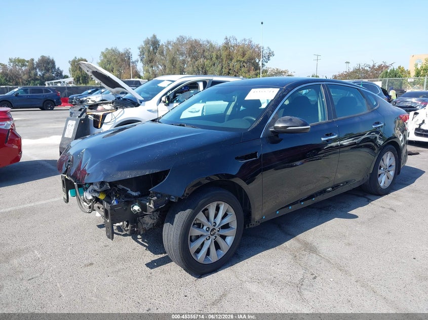 2018 Kia Optima VIN 5XXGT4L33JG272030 IAAI salvage auction — FRONT END, Salvage Title, sold $25 on 2026-07-30 (photo 2)