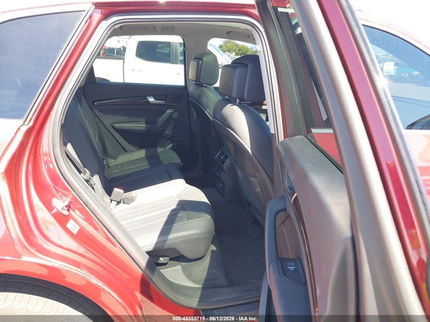 2018 Audi Q5 VIN WA1BNAFY7J2211273 IAAI salvage auction — FRONT END, Salvage (Oregon), sold $8,200 on 2026-07-30 (photo 8)