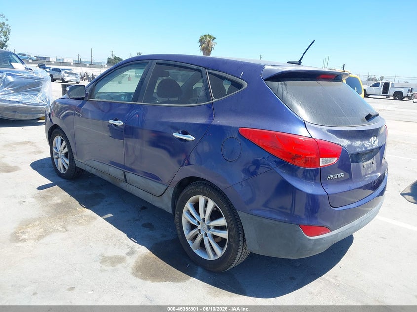 2011 Hyundai Tucson VIN KM8JUCACXBU141426 IAAI salvage auction — FRONT END, Salvage (California), sold $2,125 on 2026-07-15 (photo 3)