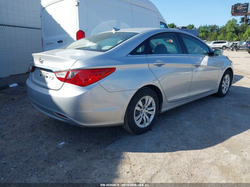 2012 Hyundai Sonata VIN 5NPEB4AC2CH471767 IAAI salvage auction — NORMAL WEAR, Clear - Public Restricted (Oklahoma), sold $275 on 2026-07-20 (photo 4)