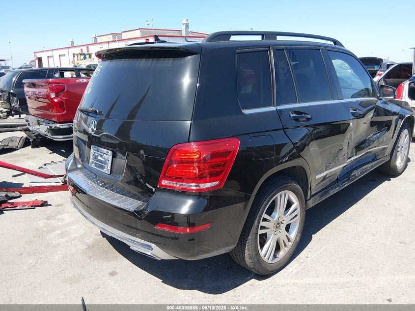 2013 Mercedes-benz Glk-klasse VIN WDCGG5HB4DG025181 IAAI salvage auction — SIDE, Salvage Title, sold $3,050 on 2026-07-16 (photo 4)