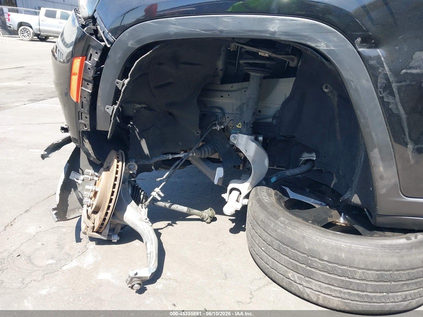 2021 Jeep Grand cherokee VIN 1C4RJKAG0M8194869 IAAI salvage auction — LEFT FRONT, Salvage Title, sold $9,500 on 2026-07-26 (photo 6)