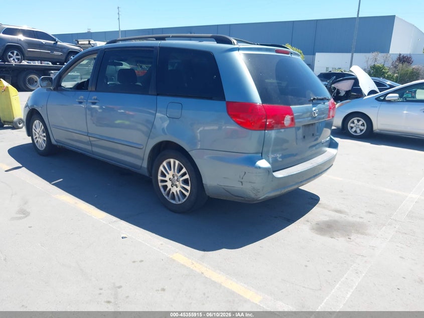 2008 Toyota Sienna VIN 5TDZK22C88S200010 IAAI salvage auction — RIGHT FRONT, Clear - Dealer Only (California), sold $1,275 on 2026-07-20 (photo 3)