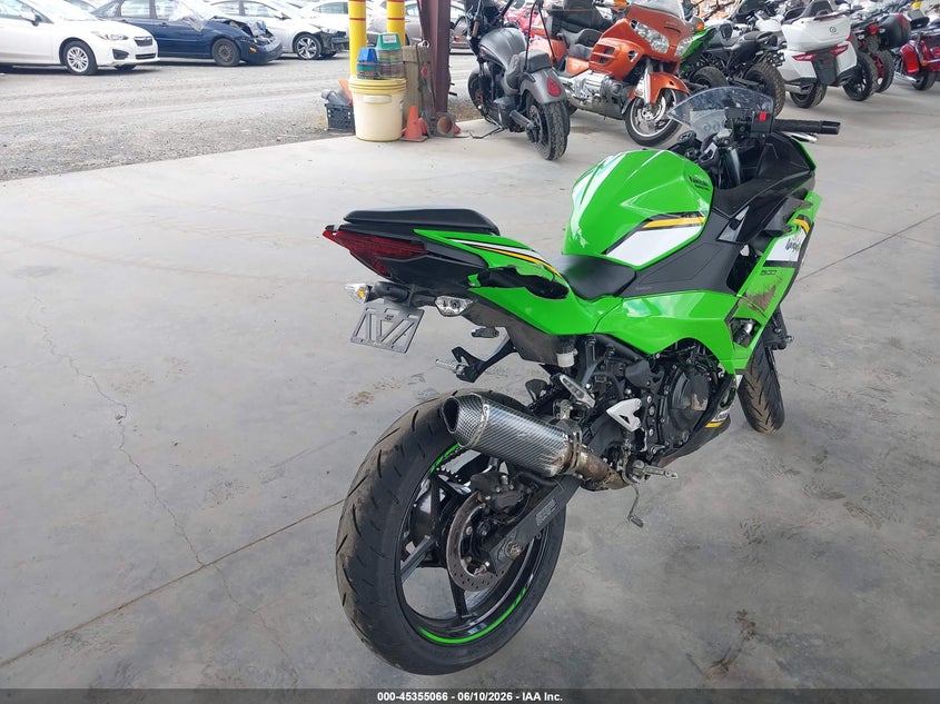 2025 Kawasaki Ninja VIN ML5EXGH17SDA56808 IAAI salvage auction — SIDE, Bill Of Sale (Washington), sold $1,525 on 2026-07-28 (photo 4)