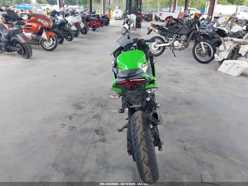 2025 Kawasaki Ninja VIN ML5EXGH17SDA56808 IAAI salvage auction — SIDE, Bill Of Sale (Washington), sold $1,525 on 2026-07-28 (photo 6)