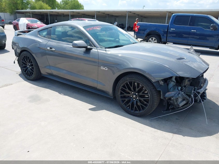 2021 Ford Mustang VIN 1FA6P8CF2M5110633 — IAAI salvage auction photo