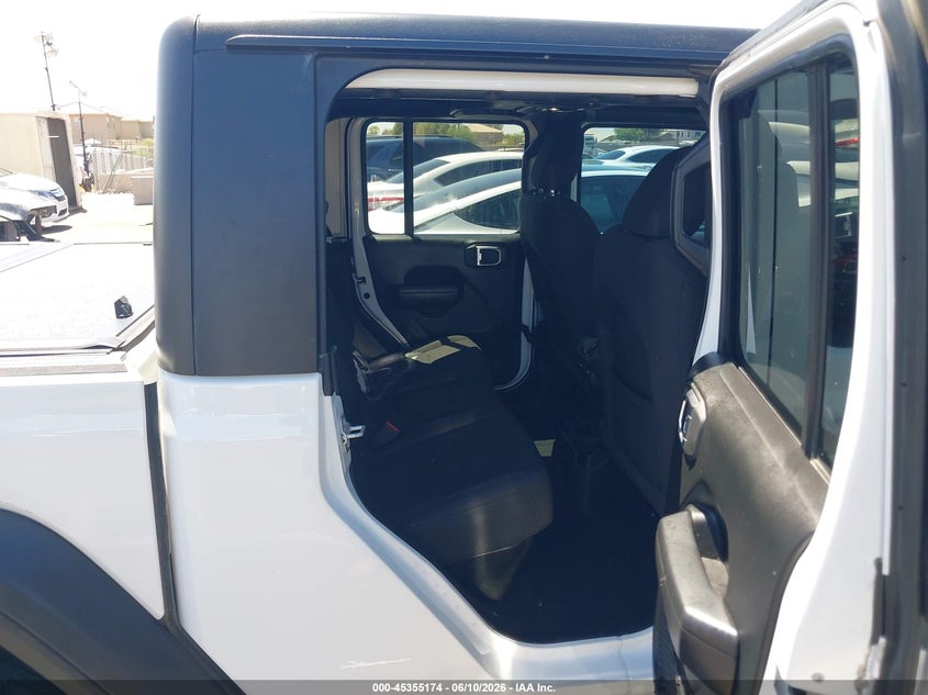 2023 Jeep Gladiator VIN 1C6HJTAG9PL523840 IAAI salvage auction — FRONT END, Salvage Title, sold $11,000 on 2026-07-10 (photo 8)