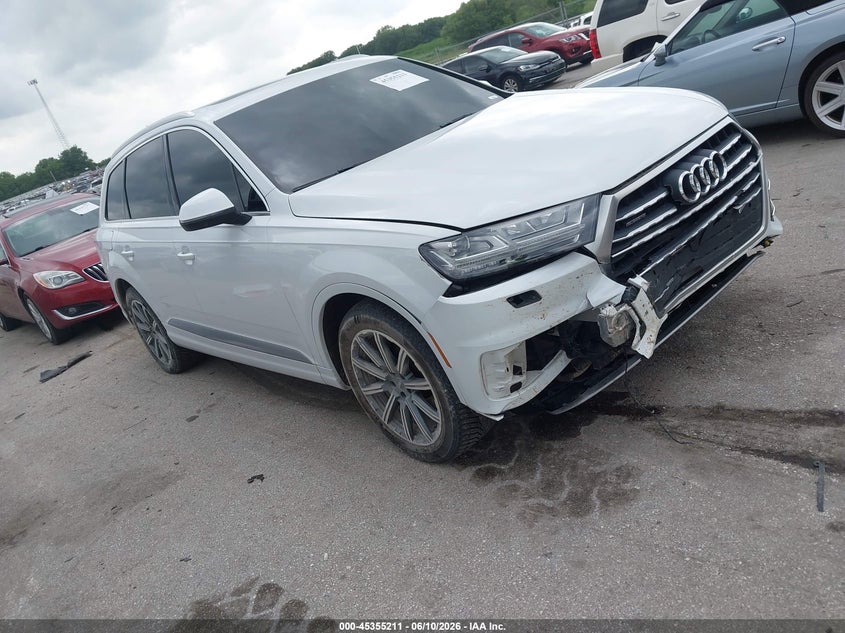 2018 Audi Q7 VIN WA1VAAF78JD037878 IAAI salvage auction — RIGHT FRONT, Salvage Title, sold $50 on 2026-07-29 (photo 1)