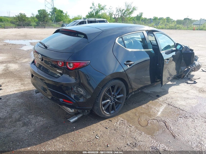 2024 Mazda 3 VIN JM1BPAKM6R1713017 IAAI salvage auction — RIGHT SIDE, Clear Claim Paid (Wisconsin), sold $375 on 2026-07-28 (photo 4)