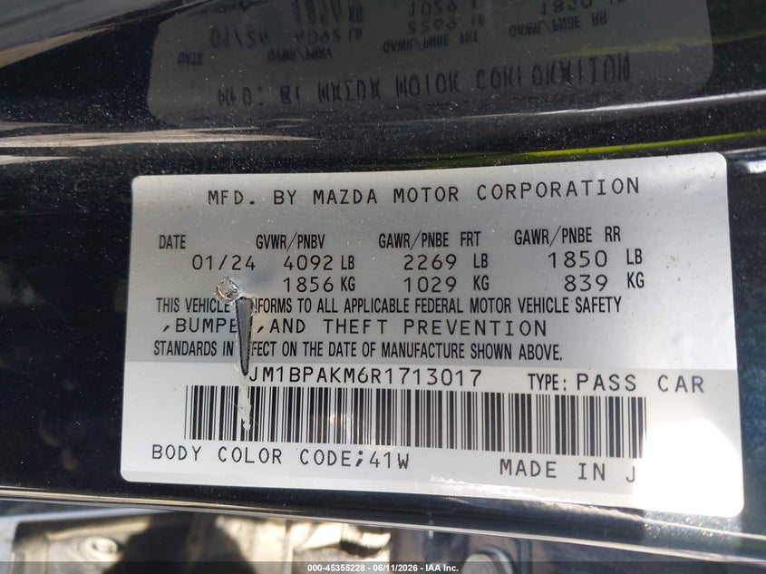 2024 Mazda 3 VIN JM1BPAKM6R1713017 IAAI salvage auction — RIGHT SIDE, Clear Claim Paid (Wisconsin), sold $375 on 2026-07-28 (photo 9)