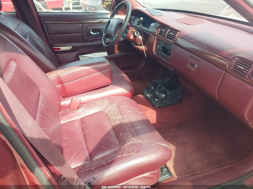 1998 Cadillac Deville VIN 1G6KD54Y7WU751272 IAAI salvage auction — NORMAL WEAR, Clear (Georgia), sold $350 on 2026-07-07 (photo 5)
