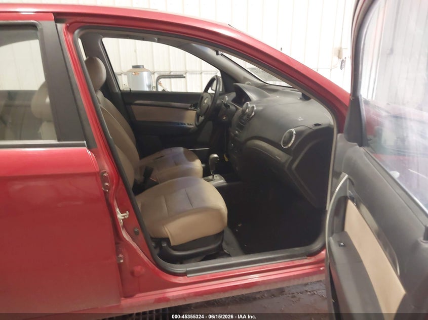 2007 Chevrolet Aveo VIN KL1TG56647B137790 IAAI salvage auction — SIDE, Salvage (Iowa), sold $425 on 2026-07-07 (photo 5)