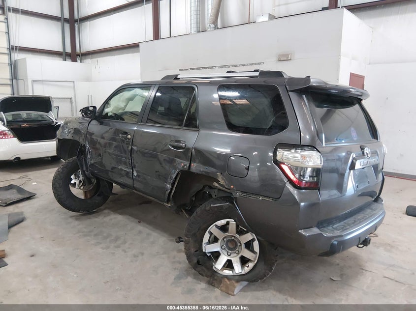 2015 Toyota 4runner VIN JTEBU5JR0F5240048 IAAI salvage auction — LEFT SIDE, Salvage (California), sold $5,100 on 2026-07-24 (photo 3)