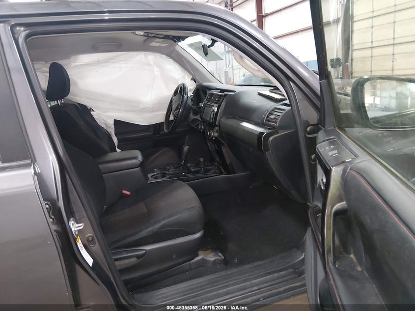 2015 Toyota 4runner VIN JTEBU5JR0F5240048 IAAI salvage auction — LEFT SIDE, Salvage (California), sold $5,100 on 2026-07-24 (photo 5)