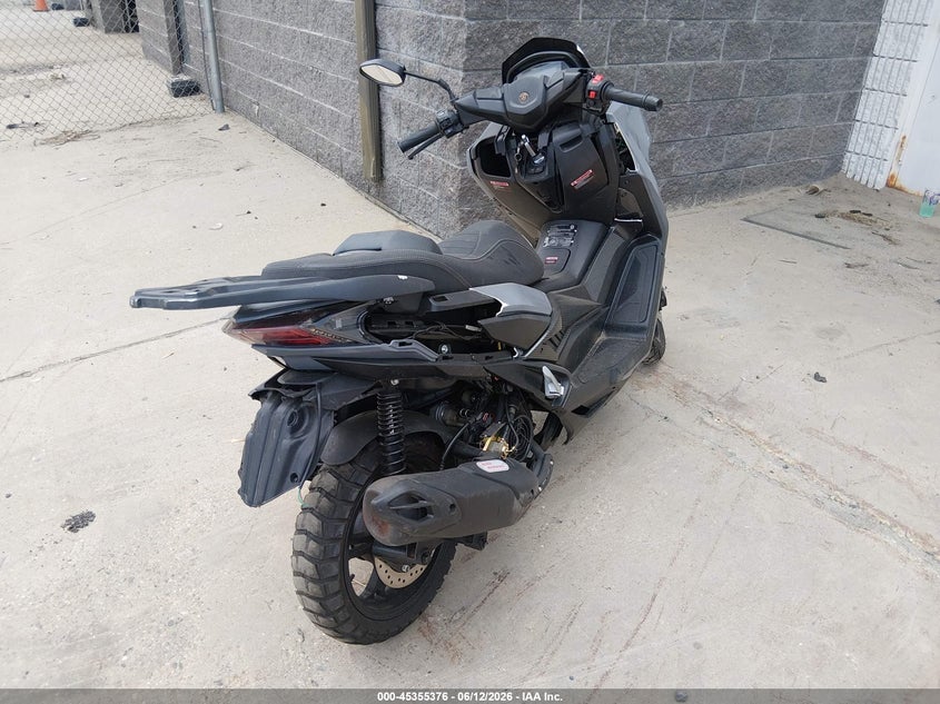 2025 Taizhou Scotter VIN HZ2TCDMN5S1000933 IAAI salvage auction — FRONT END, Salvage (Massachusetts), sold $50 on 2026-07-21 (photo 4)