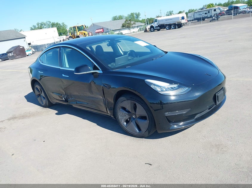 2018 Tesla Model 3 VIN 5YJ3E1EB9JF181987 IAAI salvage auction — RIGHT SIDE, Salvage Title, sold $5,700 on 2026-07-21 (photo 1)