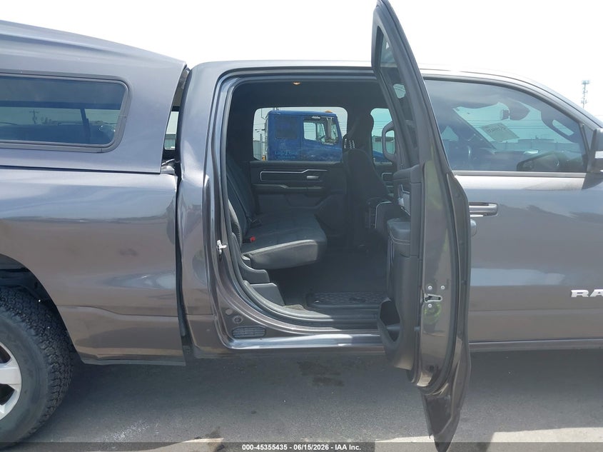 2021 Ram 1500 VIN 1C6RRFMG9MN618506 IAAI salvage auction — REAR END, Salvage (Oregon), sold $7,600 on 2026-08-20 (photo 8)