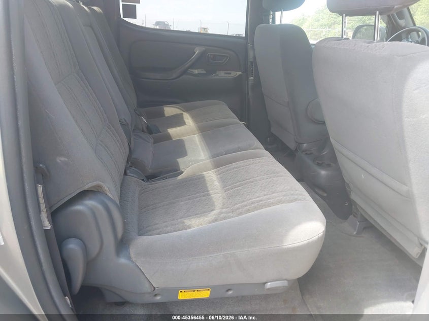 2004 Toyota Tundra VIN 5TBDT44144S440883 IAAI salvage auction — NORMAL WEAR, Clear (Massachusetts), sold $1,650 on 2026-07-14 (photo 8)
