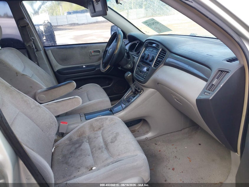2002 Toyota Highlander VIN JTEGF21A320040216 IAAI salvage auction — FRONT & REAR, Clear (Florida), sold $950 on 2026-07-22 (photo 5)