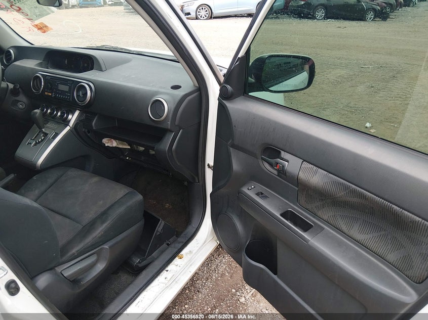 2013 Scion Xb VIN JTLZE4FE4DJ034904 IAAI salvage auction — NORMAL WEAR, Clear (Alabama), sold $750 on 2026-07-15 (photo 5)