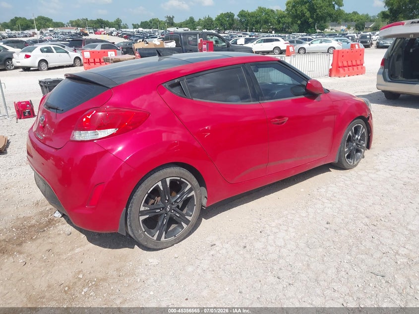 2013 Hyundai Veloster VIN KMHTC6AD3DU091915 IAAI salvage auction — NORMAL WEAR, Clear (Tennessee), sold $325 on 2026-07-15 (photo 4)