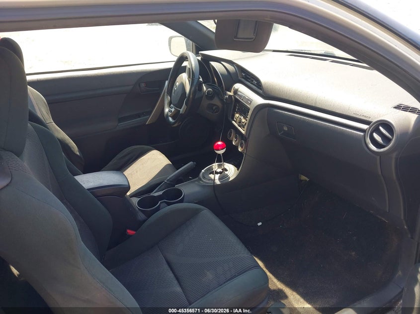 2011 Scion Tc VIN JTKJF5C72B3004943 IAAI salvage auction — NORMAL WEAR, Repossession Paperwork (Georgia), sold $525 on 2026-08-02 (photo 5)