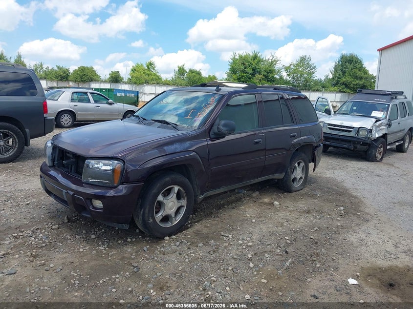 2008 Chevrolet Trailblazer VIN 1GNDS13S082134156 IAAI salvage auction — NORMAL WEAR, Repossession Paperwork (Georgia), sold $350 on 2026-07-09 (photo 2)