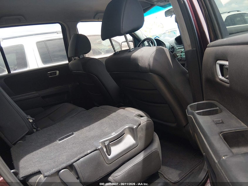 2010 Honda Pilot VIN 5FNYF3H23AB001672 IAAI salvage auction — NORMAL WEAR, Original (Texas), sold $350 on 2026-07-12 (photo 8)