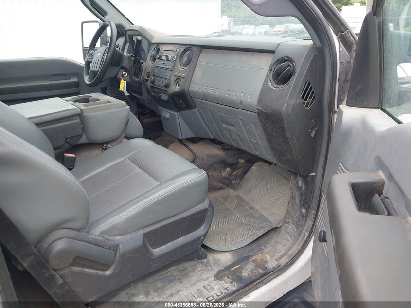 2016 Ford F-550 chassis VIN 1FDUF5GT1GEA39718 IAAI salvage auction — NORMAL WEAR, Regular Certificate (Iowa), sold $7,050 on 2026-07-20 (photo 6)