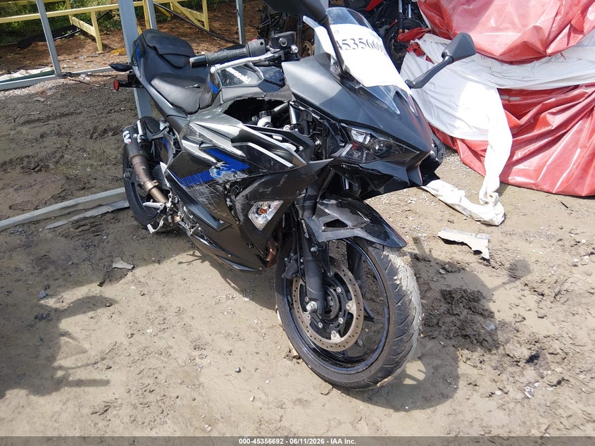 2025 Kawasaki VIN ML5EXGG14SDA71803 IAAI salvage auction — LEFT & RIGHT, Salvage (Pennsylvania), sold $1,650 on 2026-07-08 (photo 1)