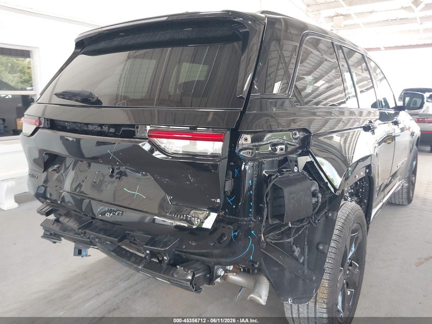 2025 Jeep Grand cherokee VIN 1C4RJHBG5SC285499 IAAI salvage auction — REAR END, Rebuildable (Florida), sold $15,200 on 2026-07-29 (photo 6)