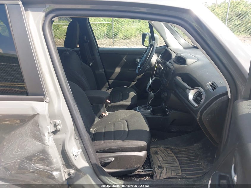 2019 Jeep Renegade VIN ZACNJBBB6KPK82149 IAAI salvage auction — RIGHT SIDE, Salvage (Pennsylvania), sold $1,950 on 2026-07-07 (photo 5)