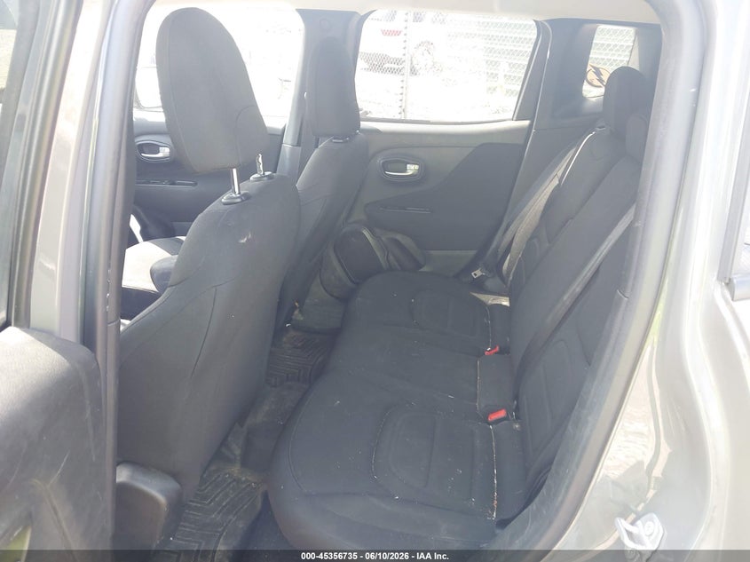 2019 Jeep Renegade VIN ZACNJBBB6KPK82149 IAAI salvage auction — RIGHT SIDE, Salvage (Pennsylvania), sold $1,950 on 2026-07-07 (photo 8)