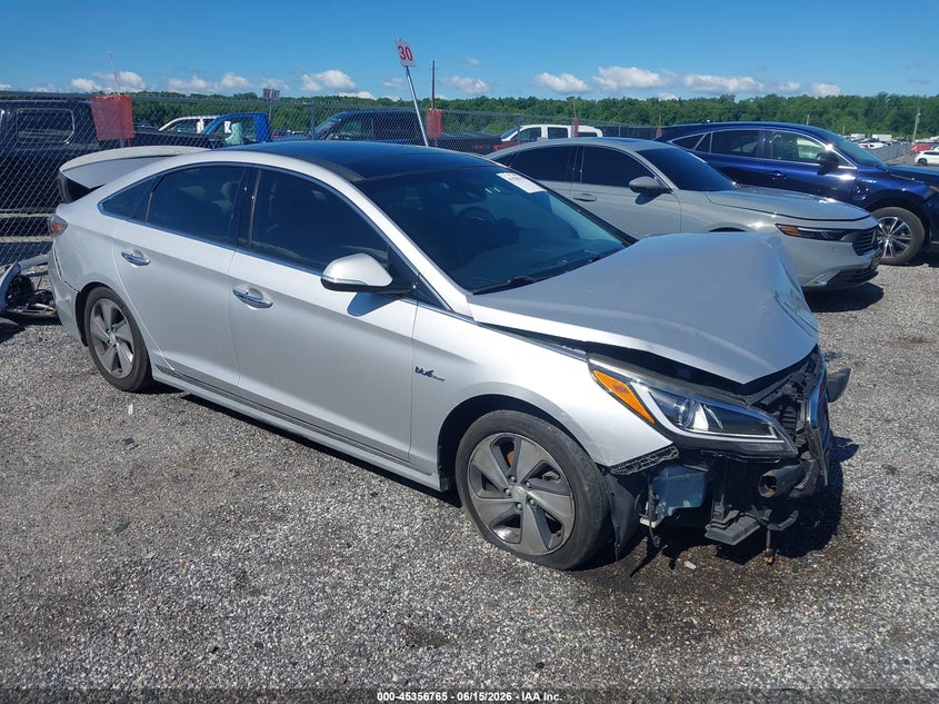 2016 Hyundai Sonata VIN KMHE34L17GA033554 IAAI salvage auction — FRONT & REAR, Salvage - Greater Than 75% (Maryland), sold $400 on 2026-07-20 (photo 1)